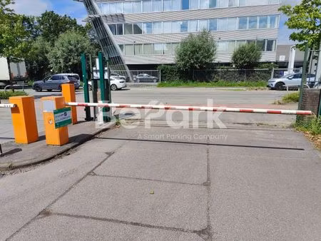 parking à louer à de la soierie - zijdeweverijstraat 190 drogenbos (vbe38013)