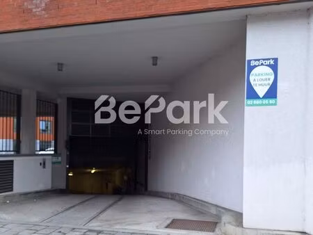 parking à louer à auguste de boeck 54 evere (vbe38142)
