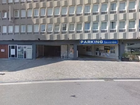 parking à louer à de la sauvenière 100 glain (vbe38229)