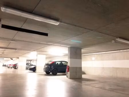 parking à louer à de wavre - waversesteenweg 1745 auderghem (vbe38207)