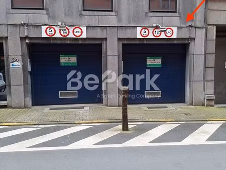 parking à louer à de la charité - liefdadigheidsstraat 34 saint-josse-ten-noode (vbe38023)
