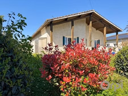 fleurance  maison traditionnelle habitable de plain pied sur un terrain de plus de 1000...
