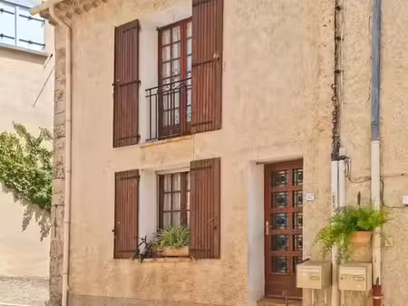 vente maison de village saint-martin-de-brômes 04800 - - surface privée