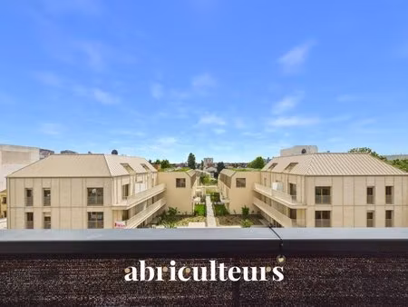 appartement 3 pièces de 72 m² avec terrasse de 41 m² à colombes