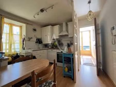 vente appartement 3 pièces à fontenay-le-comte (85200) : à vendre 3 pièces / 71m² fontenay