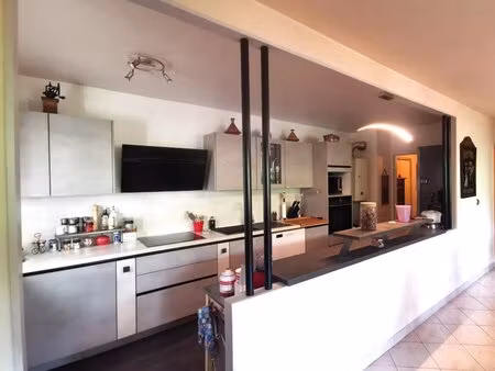 appartement de 4 pièces de 94 m² à melun