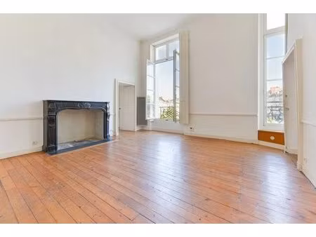 appartement spacieux avec 2 chambres - 127 m² - nantes centre