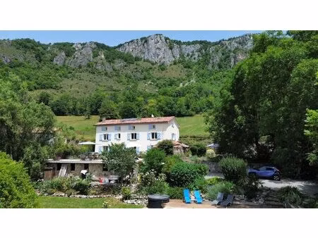 propriété de charme avec 5 chambres  maison d’amis indépendante  piscine et vue imprenable