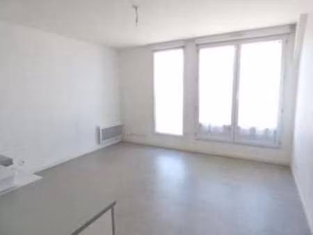 location appartement t1 à angers saint-serge (49000) : à louer t1 / 23m² angers saint-serg