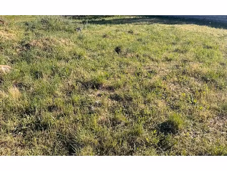 vente terrain neuf 500m2 brignoles - 120000 € - surface privée