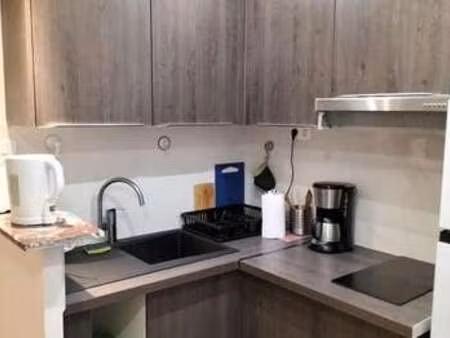 location appartement 2 pièces meublé à la rochelle (17000) : à louer 2 pièces meublé / 37m