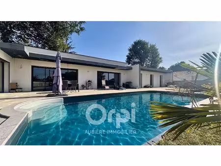 vente maison 7 pièces 220 m² à lezoux (63190)  460 000 €