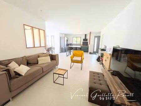 maison 2024- 4 pieces- 3 chambres-terrain 368 m²