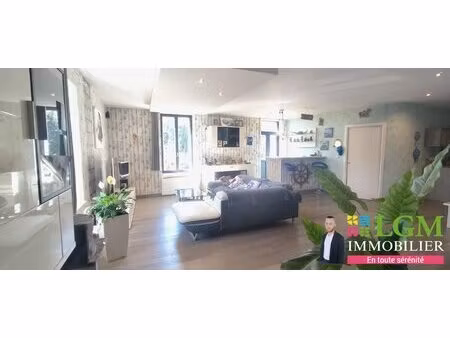 maison avec piscine et logement locatif – chaillé-les-marais (85450)