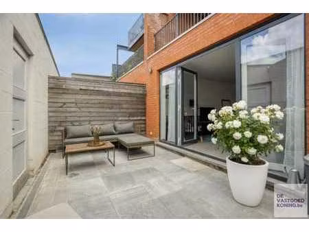 ground-floor apartment with 2 bedrooms and terrace in diest