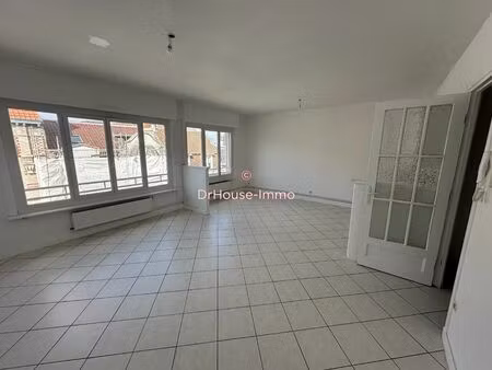 appartement deux chambres et terrasse à 100 m de la plage