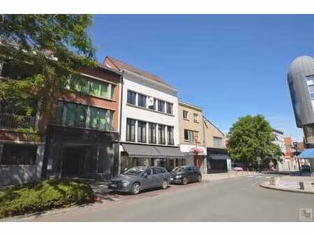 zeer ruim 1-slpk appartement  uiterst centraal gelegen