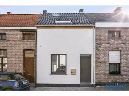 gerenoveerde woning met 1 slaapkamer  2 hobbyruimtes en r...