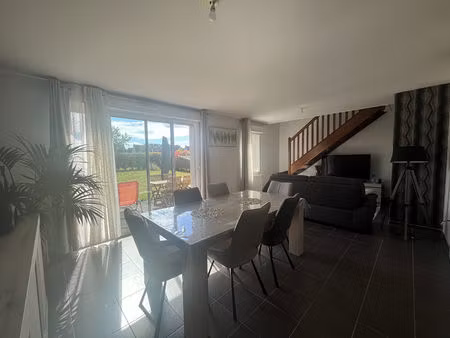 maison individuelle en lotissement recherché au calme n° 7074