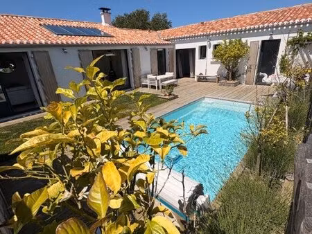 maison familiale soignee port joinville