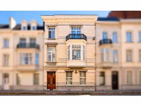 architectenwoning met binnentuin dakterras en garage te gent