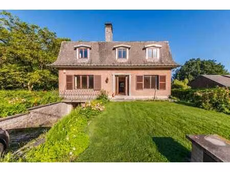 élégante villa avec vue sur champs non constructibles