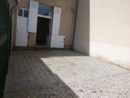 location appartement 2 pièces à angers (49000) : à louer 2 pièces / 34m² angers