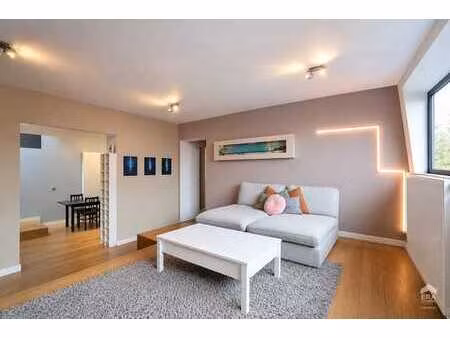 duplex coup de coeur au centre de genappe + 2 parkings