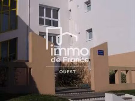 location appartement 3 pièces à la roche-sur-yon (85000) : à louer 3 pièces / 74m² la roch