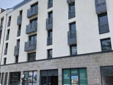 location appartement 2 pièces à nantes (44000) : à louer 2 pièces / 42m² nantes