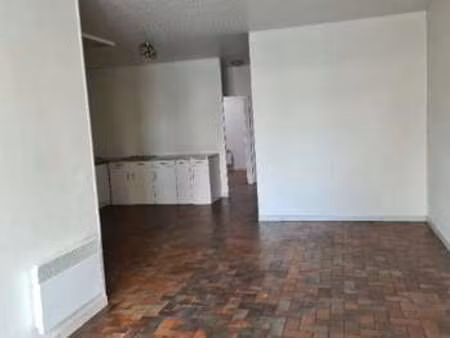 location maison à l'herbergement (85260) : à louer / 79m² l'herbergement