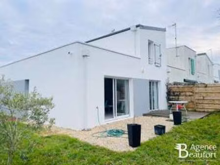 location maison à saint-gilles-croix-de-vie (85800) : à louer / 83m² saint-gilles-croix-de