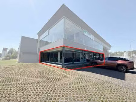 rez-de-chaussée commercial à louer – 200 m² – bierges