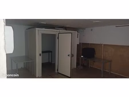 local commercial 90m2