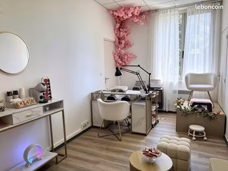 location espace professionnel de beauté