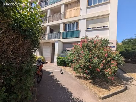 appartement f3/f4 (meublé) – quartiers sud marseille (8e/9e arr.)