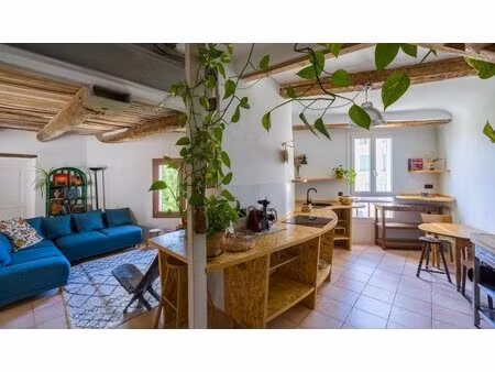 exclusivité à forcalquier  maison de village 140 m² avec terrasse et galerie d'artiste