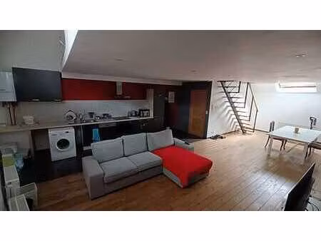 appartement 2 ch. avec terrasse à saint-servais