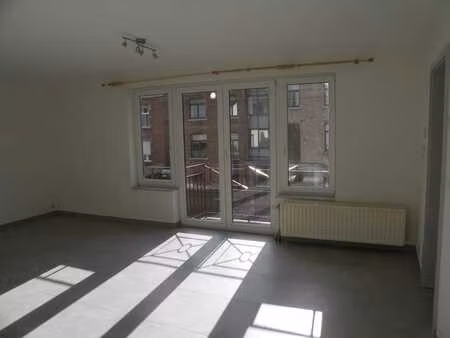 appartement 2 chambres entièrement rénové  bouge