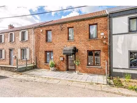 superbe maison avec nombreuses possibilités d'aménagements