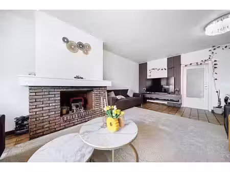 spacieux appartement 2 chambres avec jardin