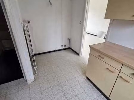 maison 2 façades avec garage  terrasse et jardin