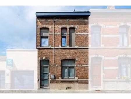 maison rénovée avec potentiel de 5 chambres a soignies