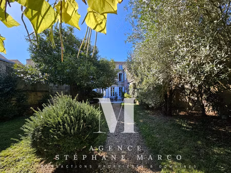 maison de luxe à vendre dans le quartier champlain