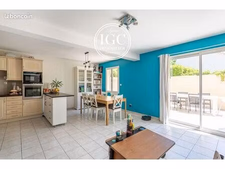 appartement 3 pièces 69 m²
