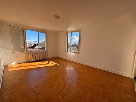 appartement 98m² - jardin  balcon  garage  proche centre ville nevers