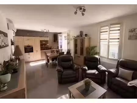 vente maison 4 pièces 97 m² à sainte-maxime (83120)  514 500 €