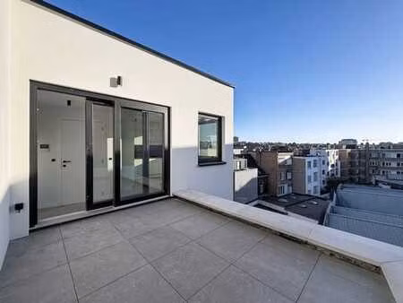 superbe penthouse 1 chambre avec terrasse - neuf