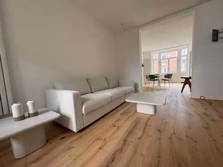 superbe appartement entièrement rénové - terrasse -thieffry
