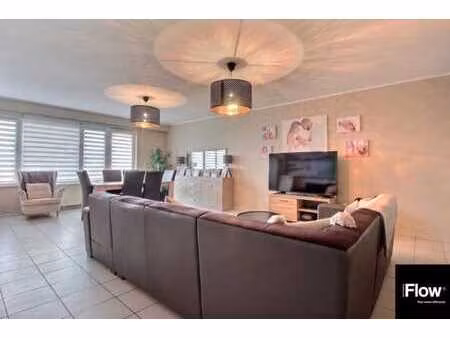 bel appartement de deux chambres avec deux terrasses